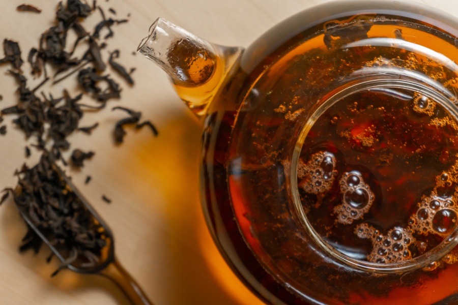 Black tea - for those who need strong energy but still want to stay calm