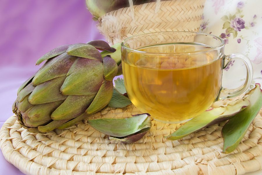 Trà atiso chứa một lượng không đáng kể caffein