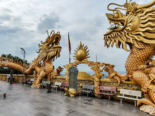 woods temple, jade emperor pagoda, oldest temple