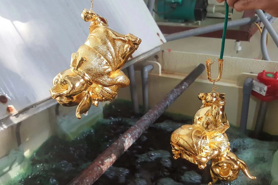 Trang sức và phụ kiện - món quà "sang chảnh" cần sự tinh tường khi lựa chọn