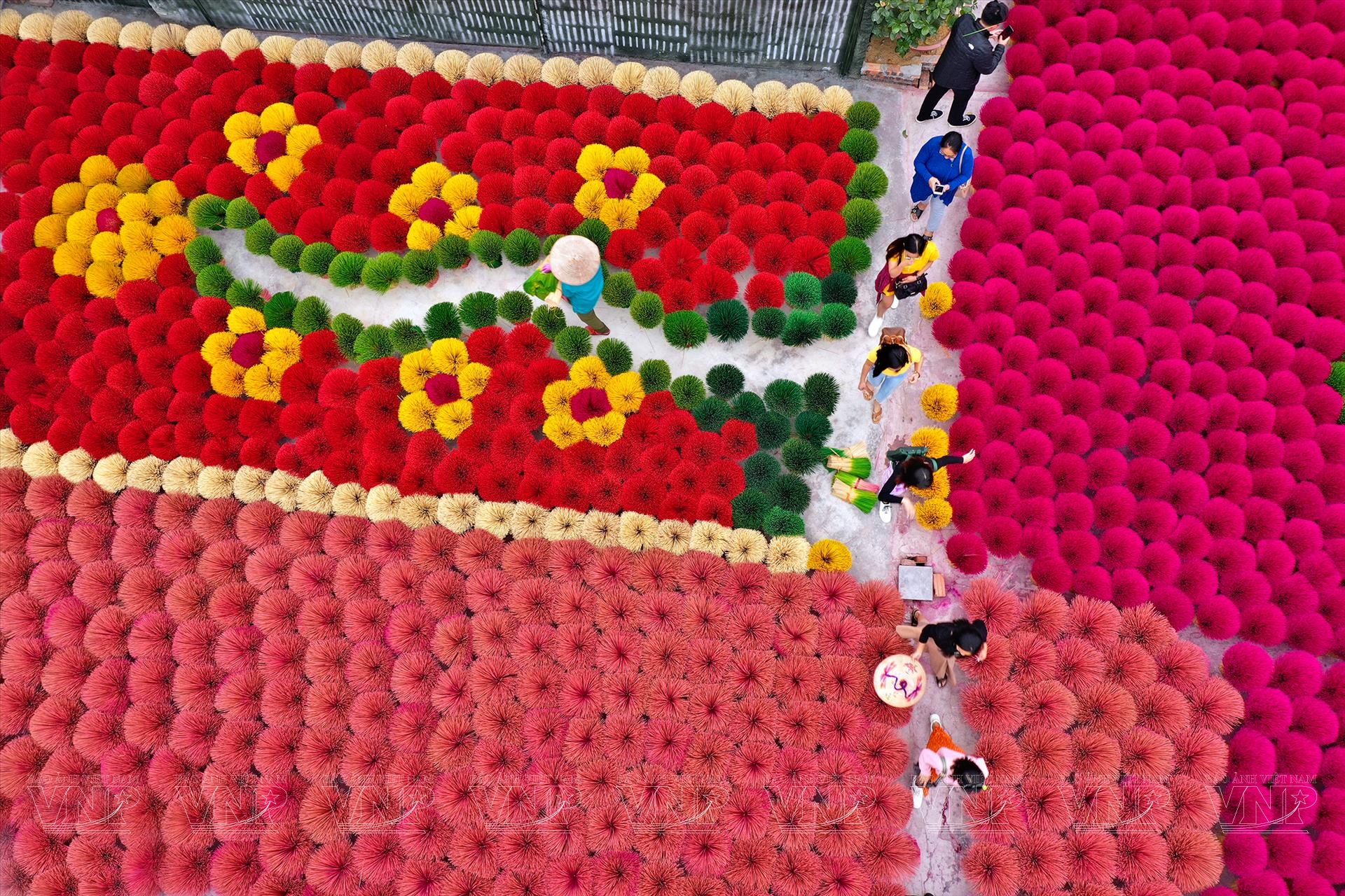 làng nghề, làng nghề truyền thống, địa điểm du lịch, incense village, làng hương quảng phú cầu, traditional villages, craft villages