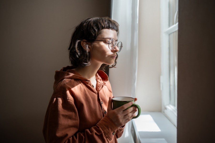 Choosing MBTI birthday gifts for introverts helps you find gifts that touch their private space