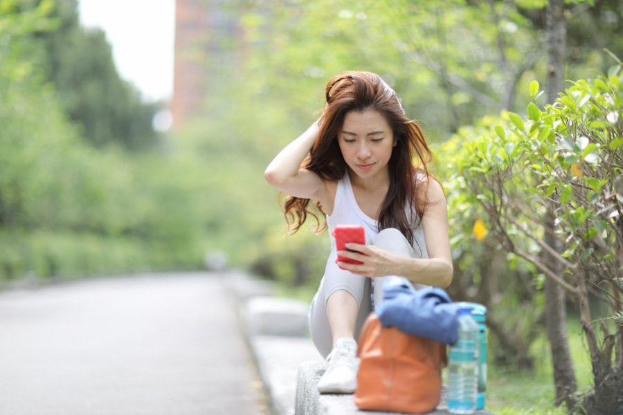 When information overload makes us forget the most important things in life