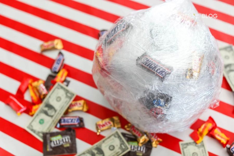 Russian doll gift unwrapping game brings interesting surprises