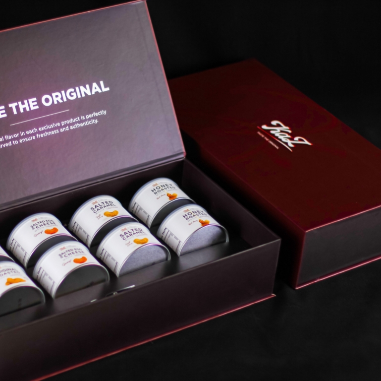 Nhiet Huyet, 2023 New Year Gift Set (Cashews Of 4 Flavors)