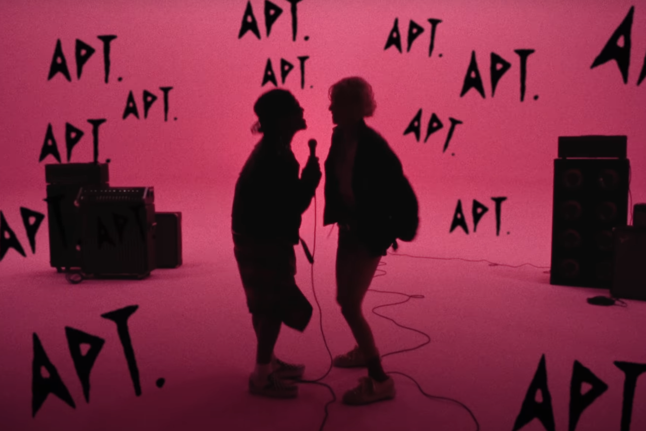What Does "Apateu" in APT. (ROSÉ) Mean? Get Ready, Game Start, Hit Play!